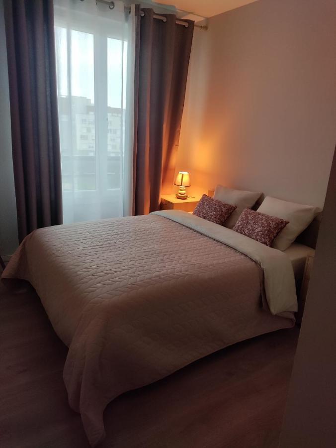 App 5 Pers, Parking, 3Mn Rer A, 40 Mn Du Centre De Paris, Cergy Le Hautアパートメント エクステリア 写真